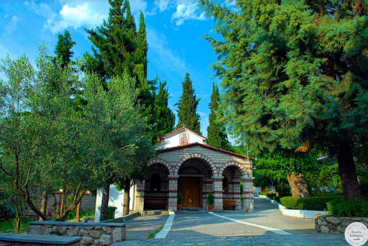 Makriraxpanagia 2